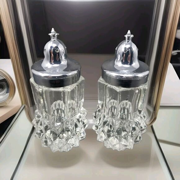 Vintage Salt & Pepper Shakers c1960s Heavy Glass Made in Hong Kong Diamond Cut - Picture 1 of 15